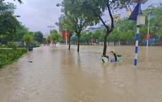 海南琼海嘉积大坝被淹 强降雨致多地受灾